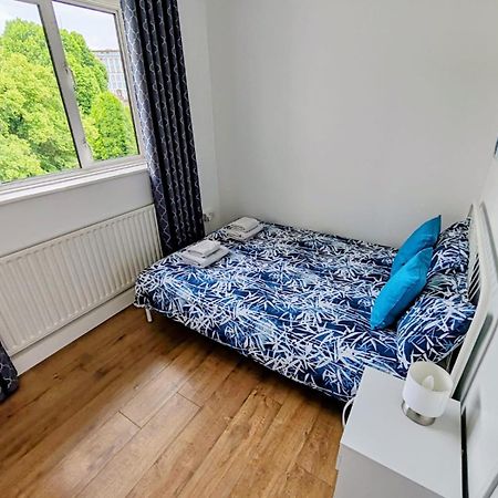White City Apartment, Your London Stay Exterior foto